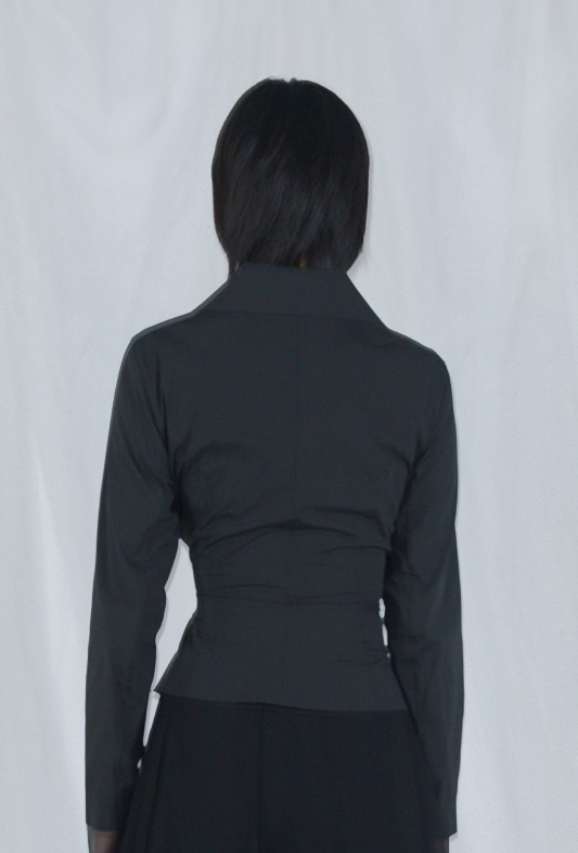 back of shirt - black